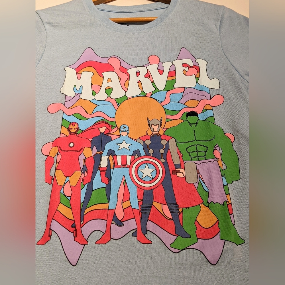 New - NWT Marvel Graphic T-Shirt Blue Women's Medium